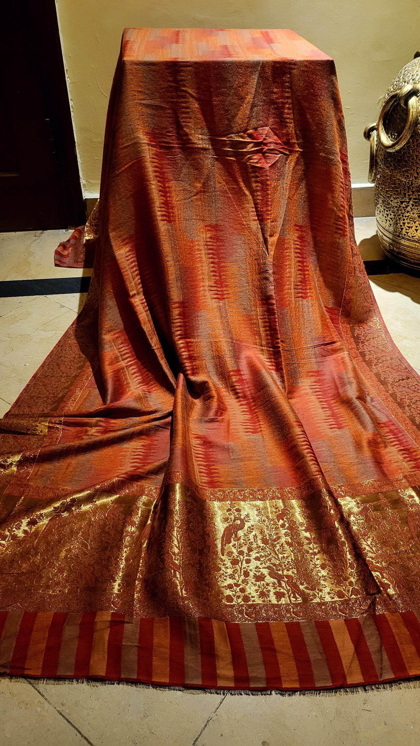 Birdie : Ikkat pashmina shawl