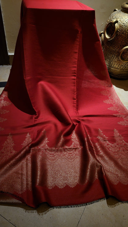 Reversible shawl : paper kaani shawl