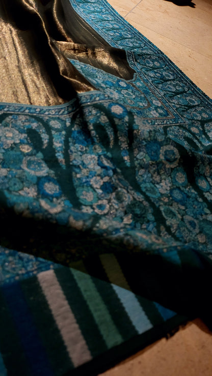 Reversible gandhara : Moonlight shawl