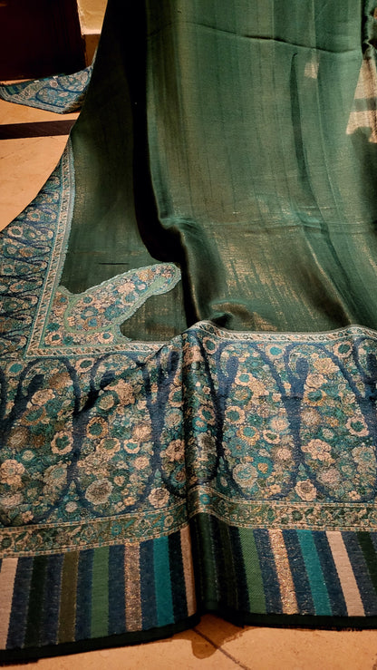 Reversible gandhara : Moonlight shawl