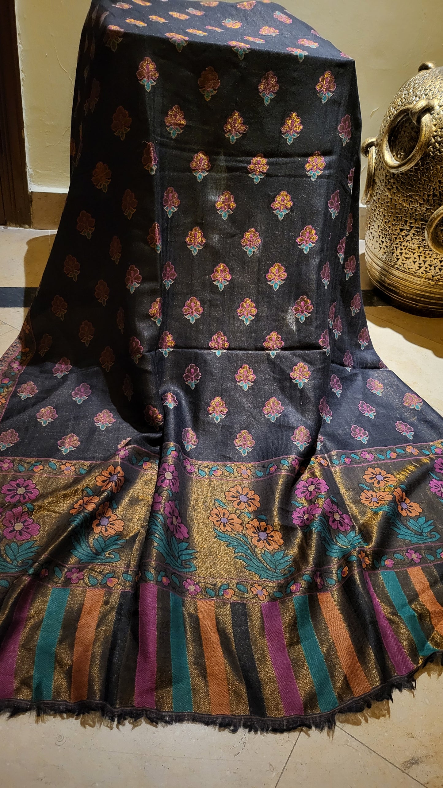 Floral fantasy : Moonlight Toosh kaani