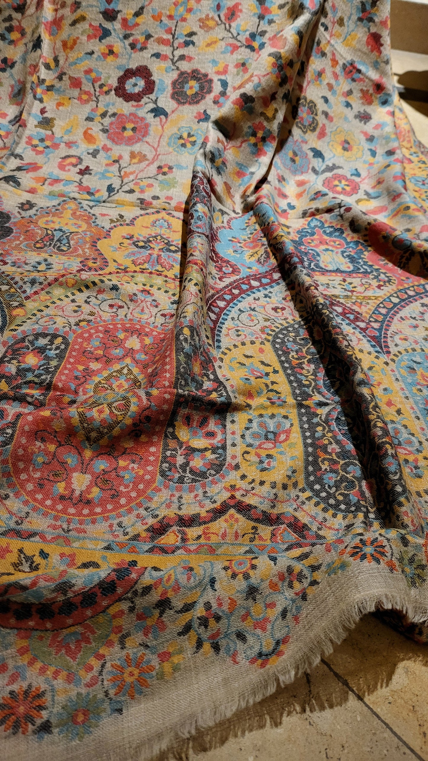 Toosh : Kaani shawl
