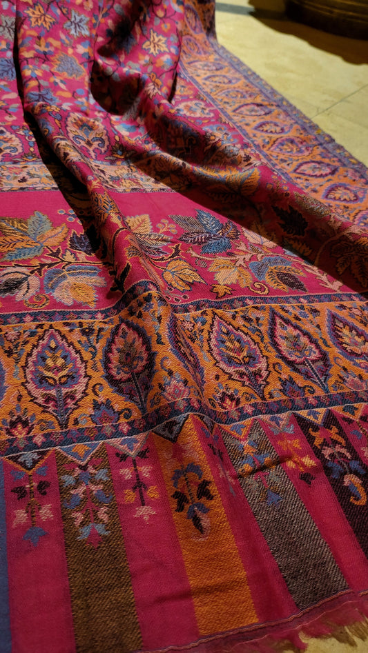 Hot pink shawl : kaani