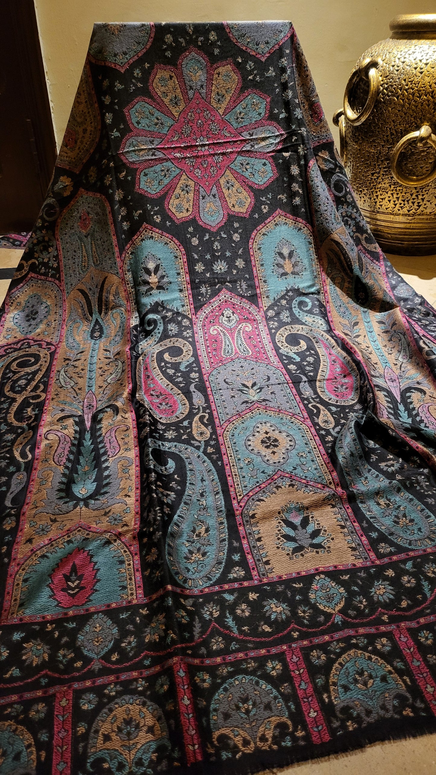 A royal kaani : Toosh shawl