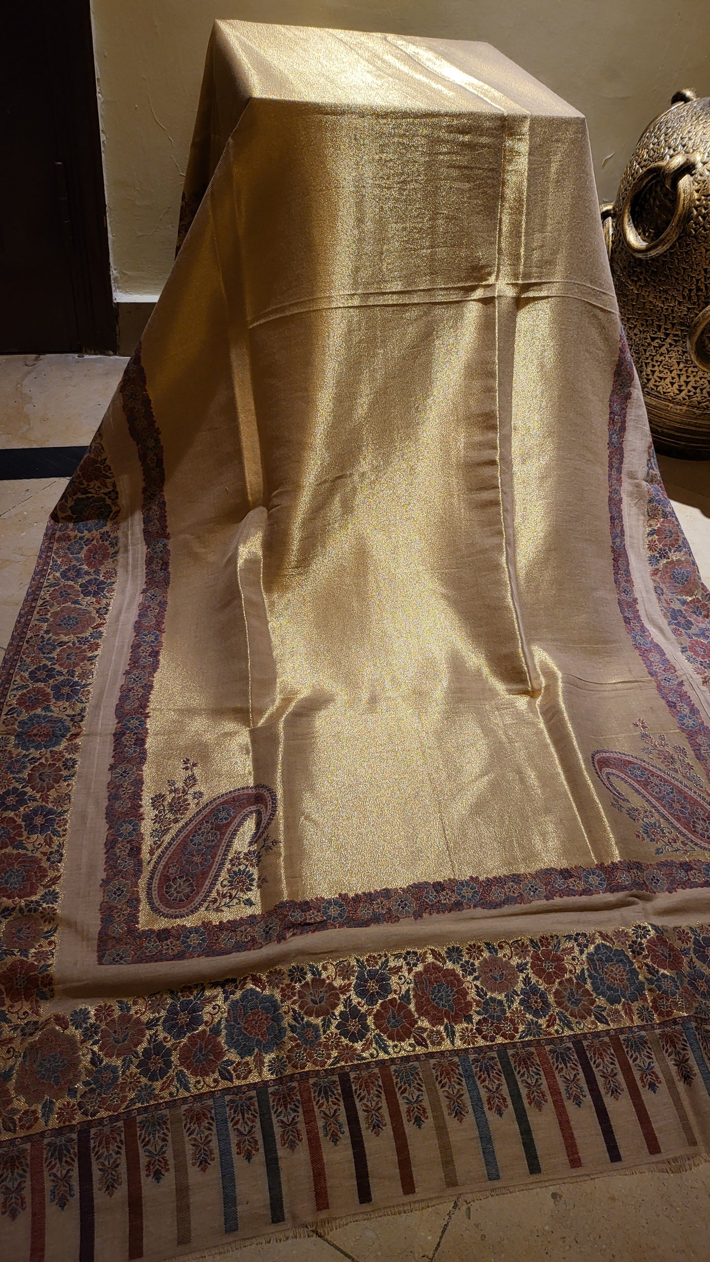 Piyare shawl : 3d kaani moonlight