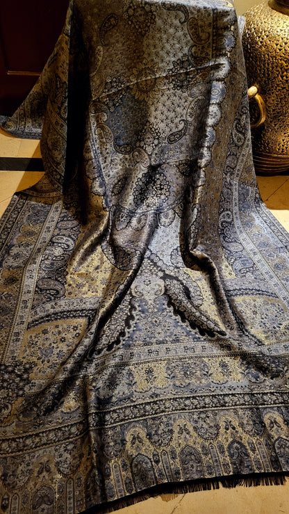 Gandhara moonlight : Reversible shawl