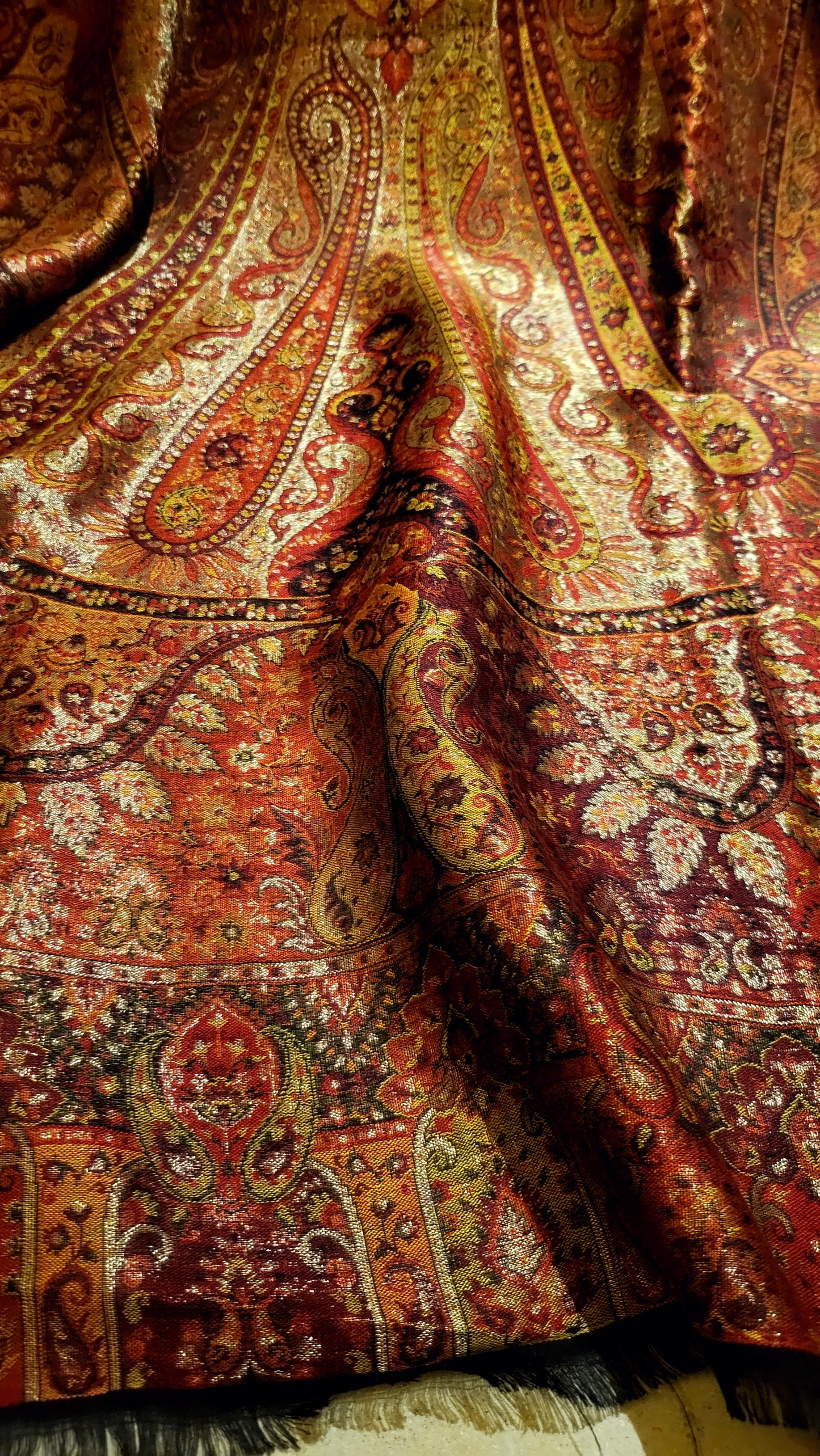 Reversible kaani : shawl