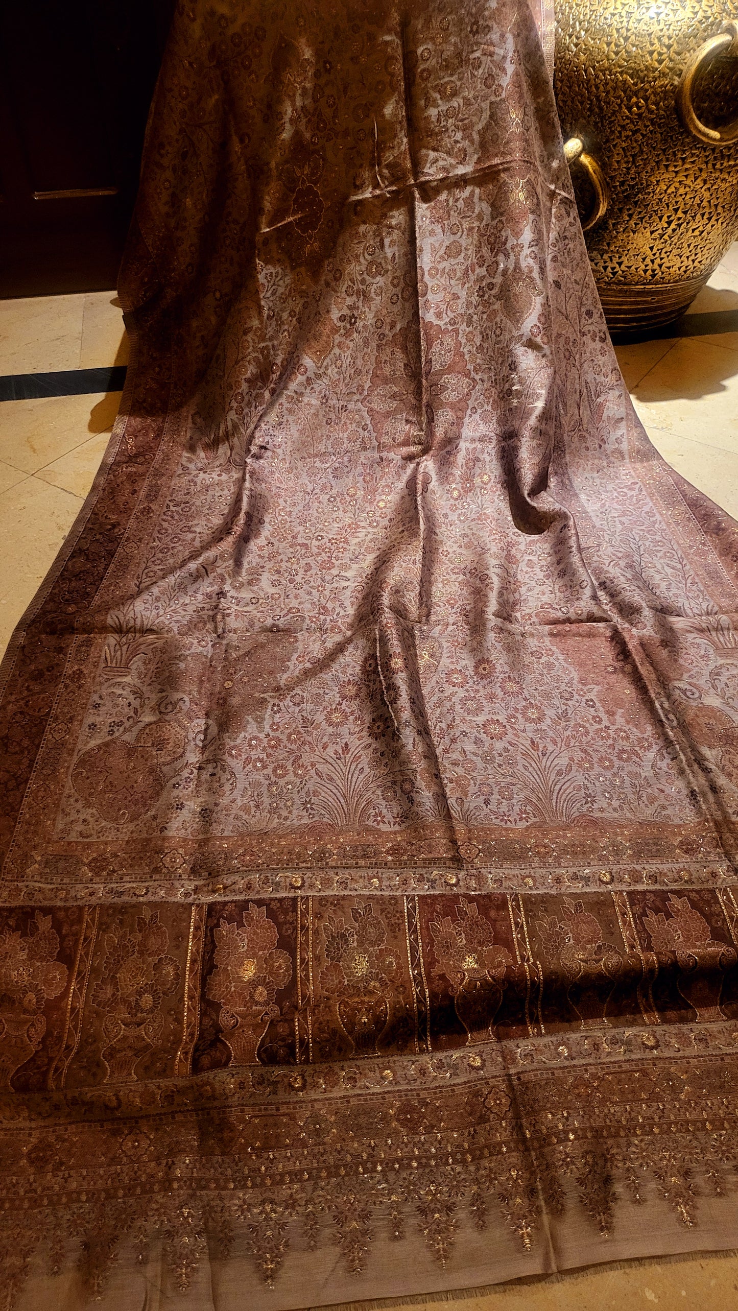 Brown : silk kaani shawl