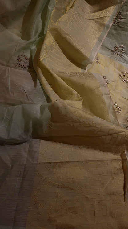 Gota suit : paper lawn
