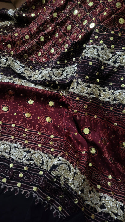 Pure silk dupata : kamdani