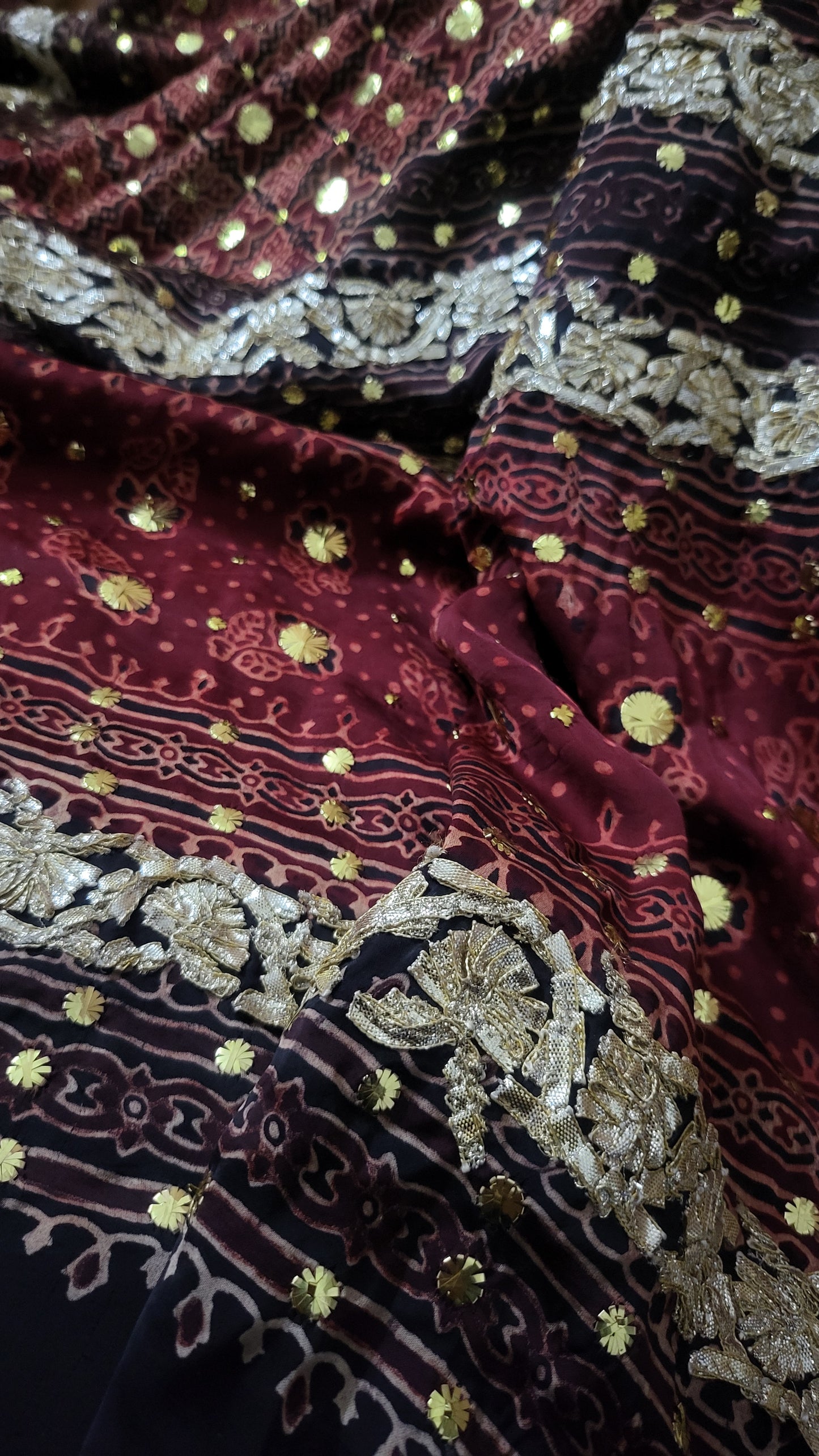 Pure silk dupata : kamdani