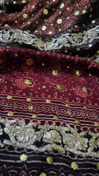 Pure silk dupata : kamdani