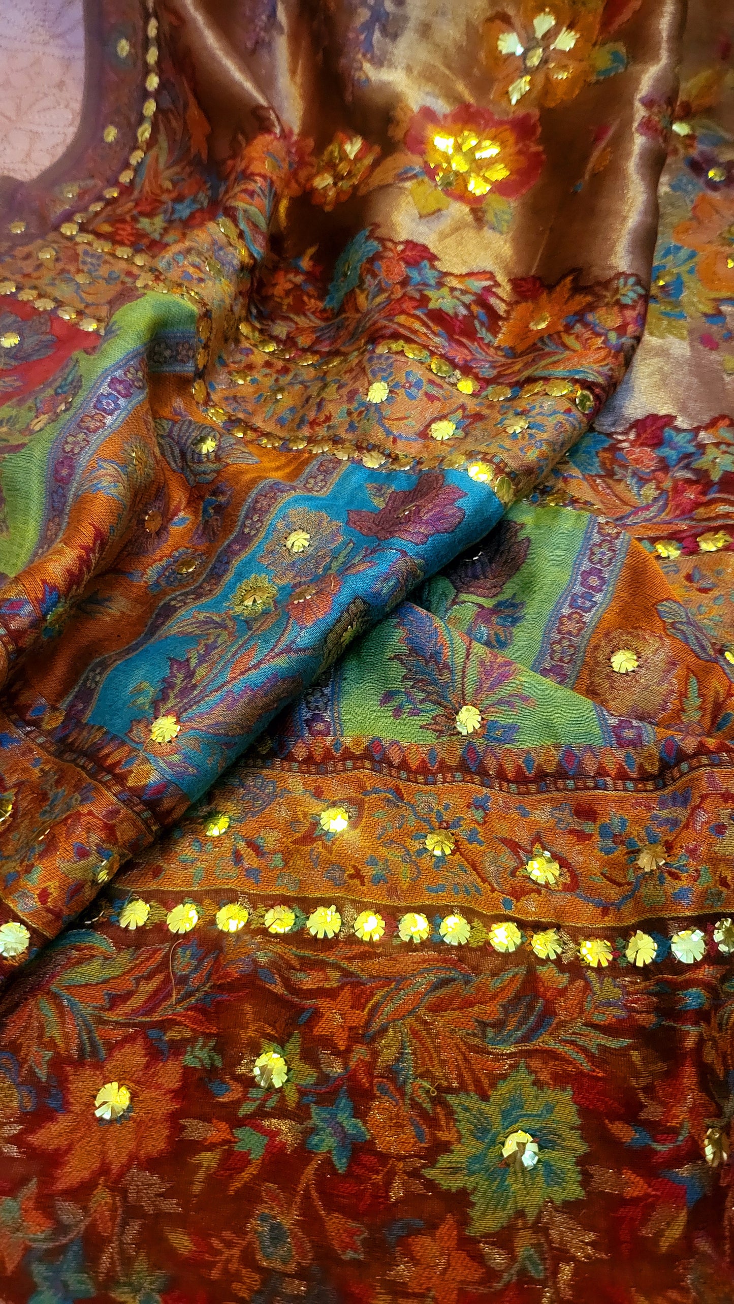 Silk kamdani Dupata
