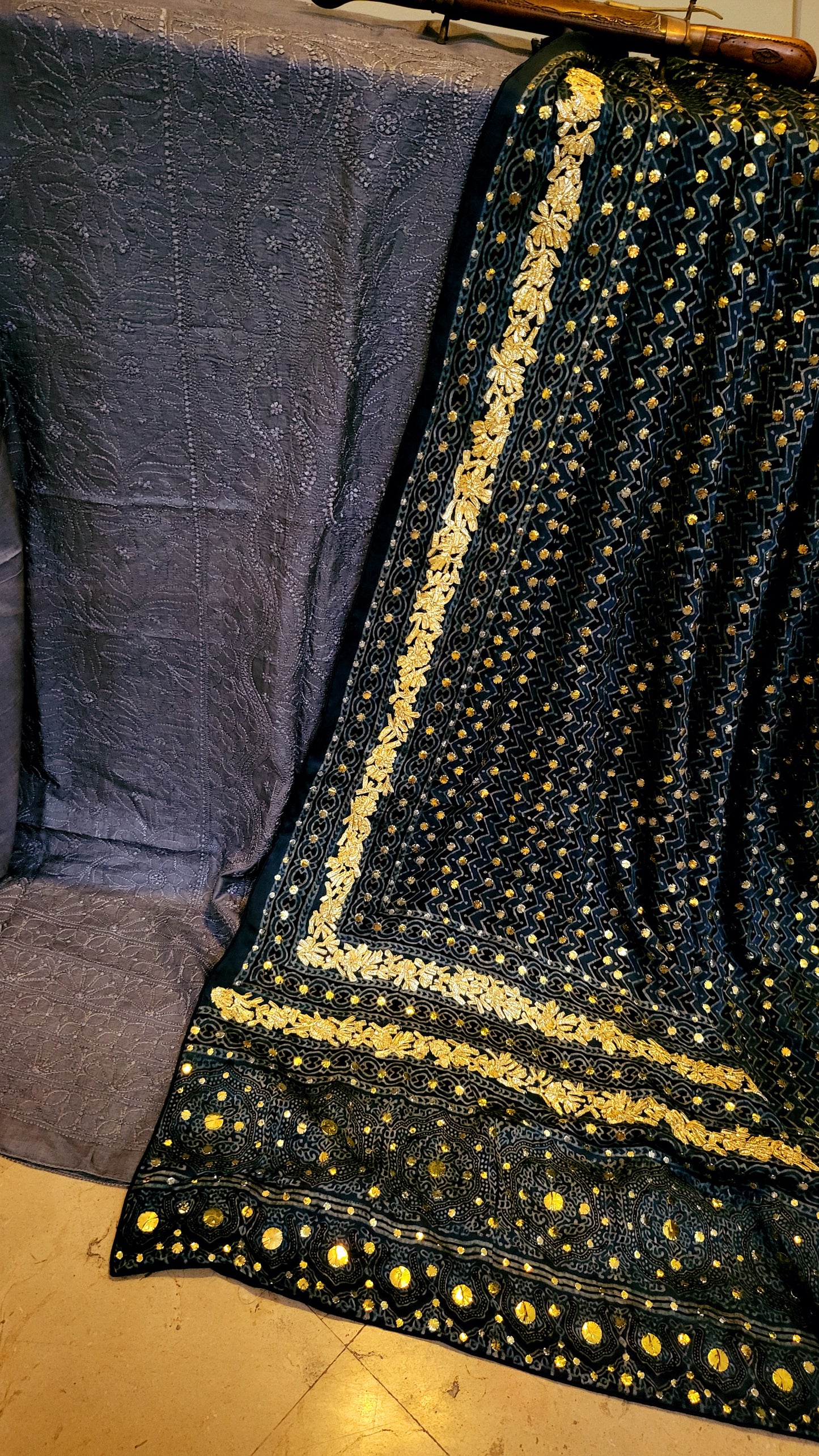 Pure silk dupata : kamdani