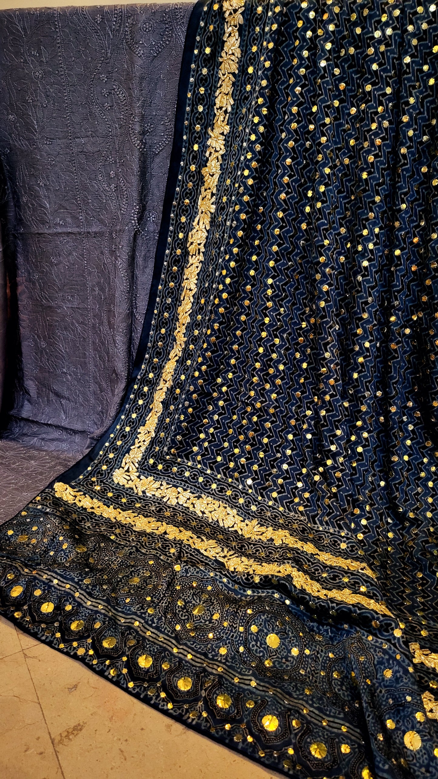 Pure silk dupata : kamdani