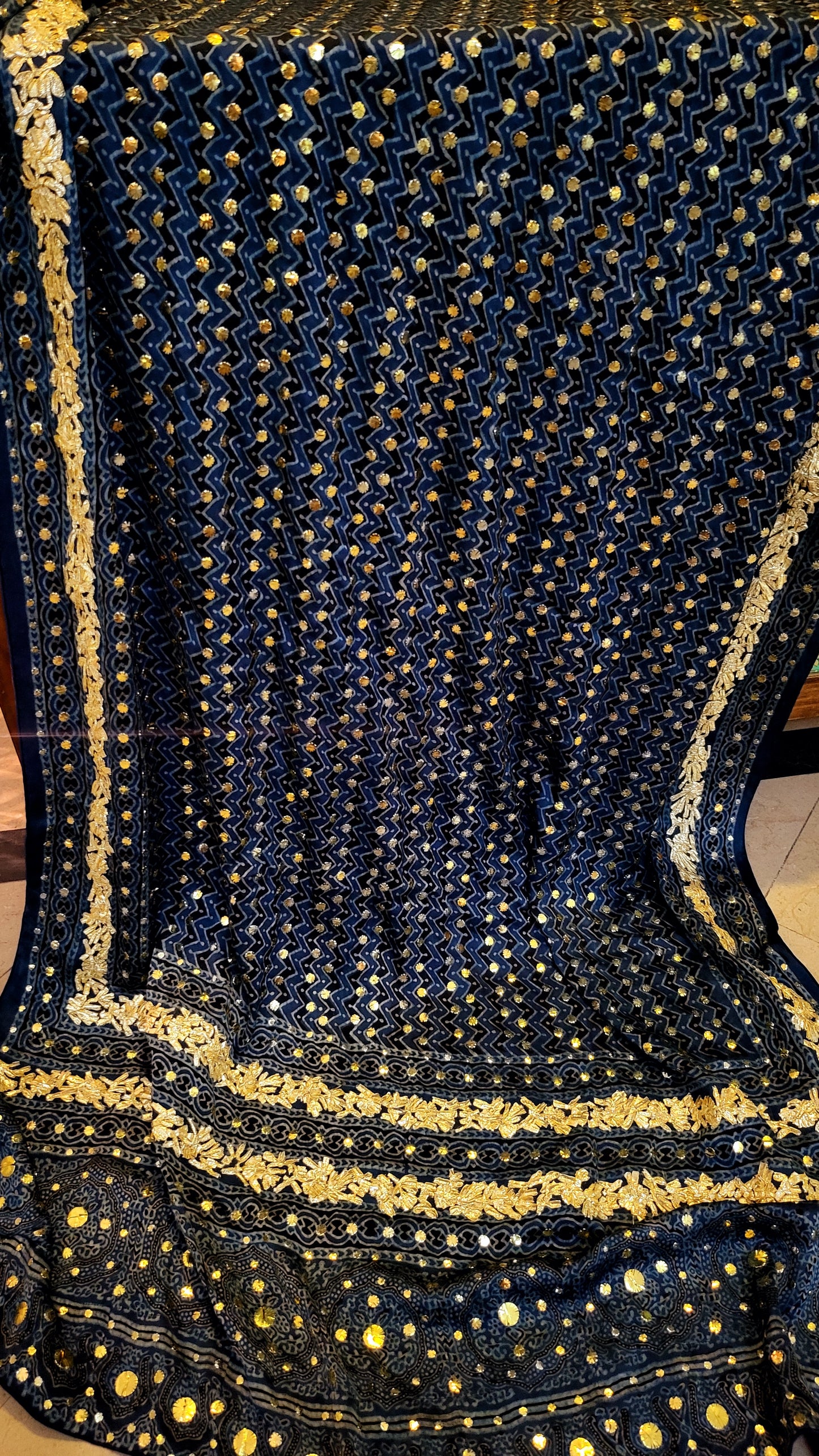 Pure silk dupata : kamdani
