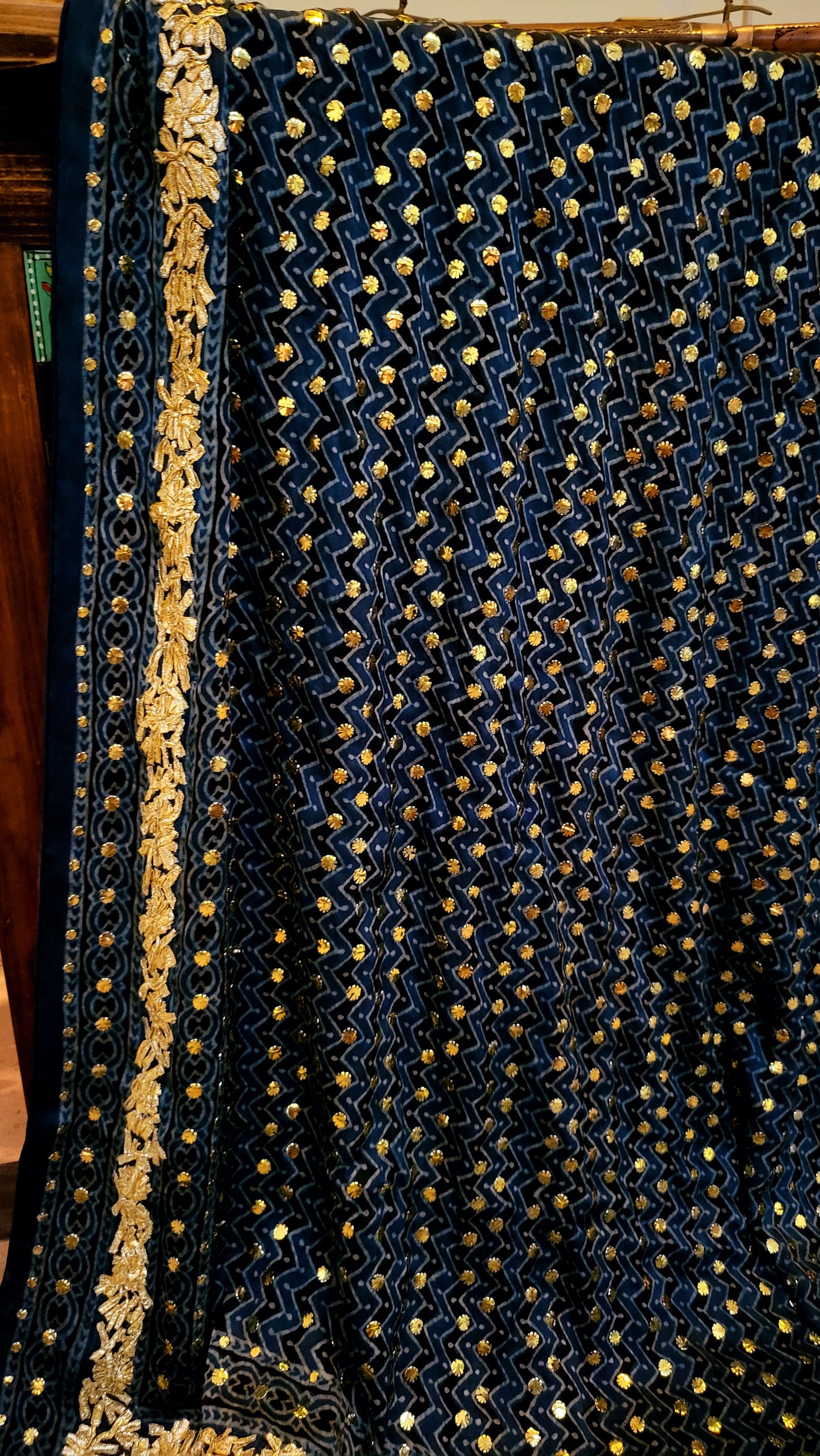 Pure silk dupata : kamdani
