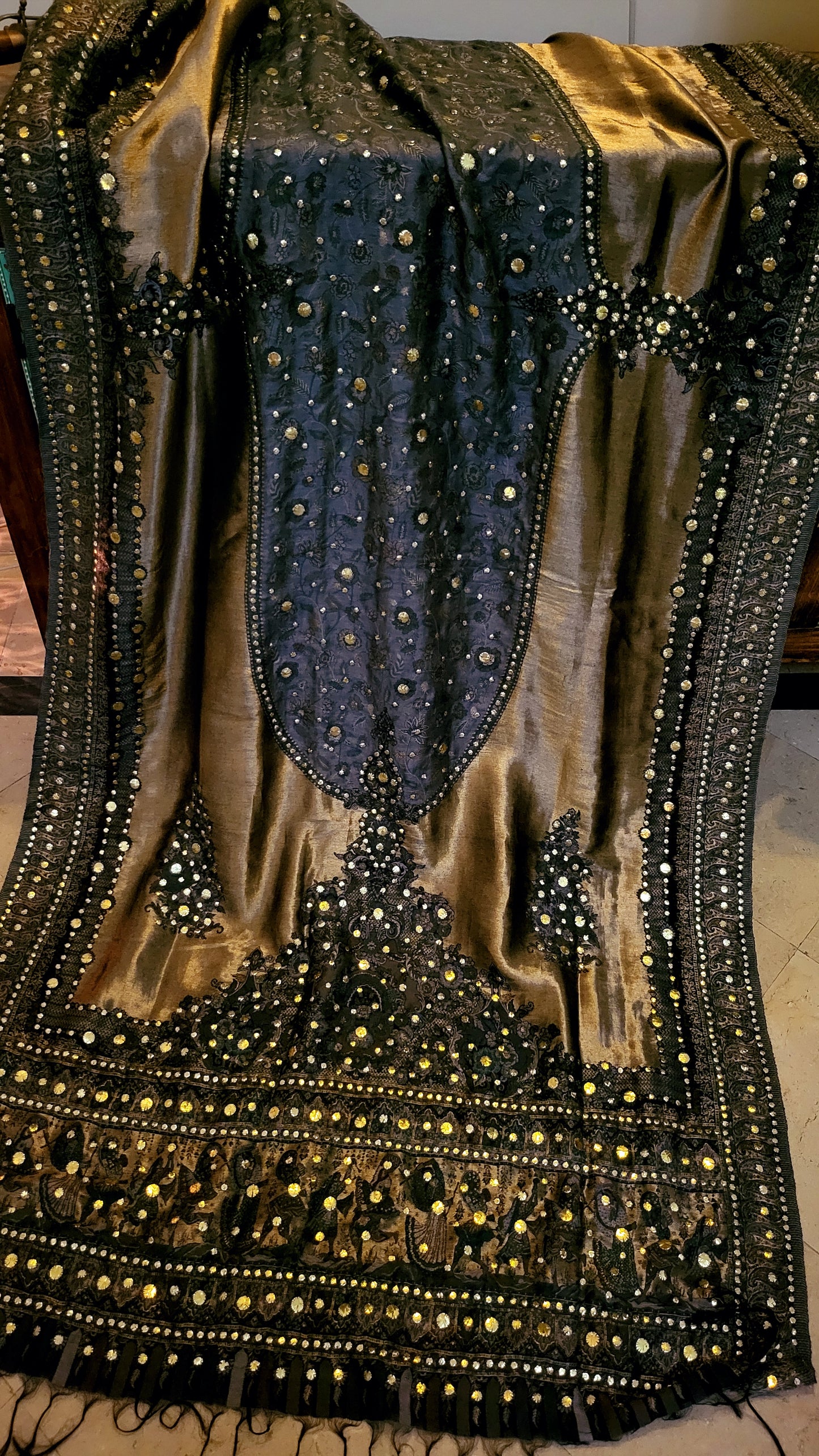 Silk kamdani : Dupata