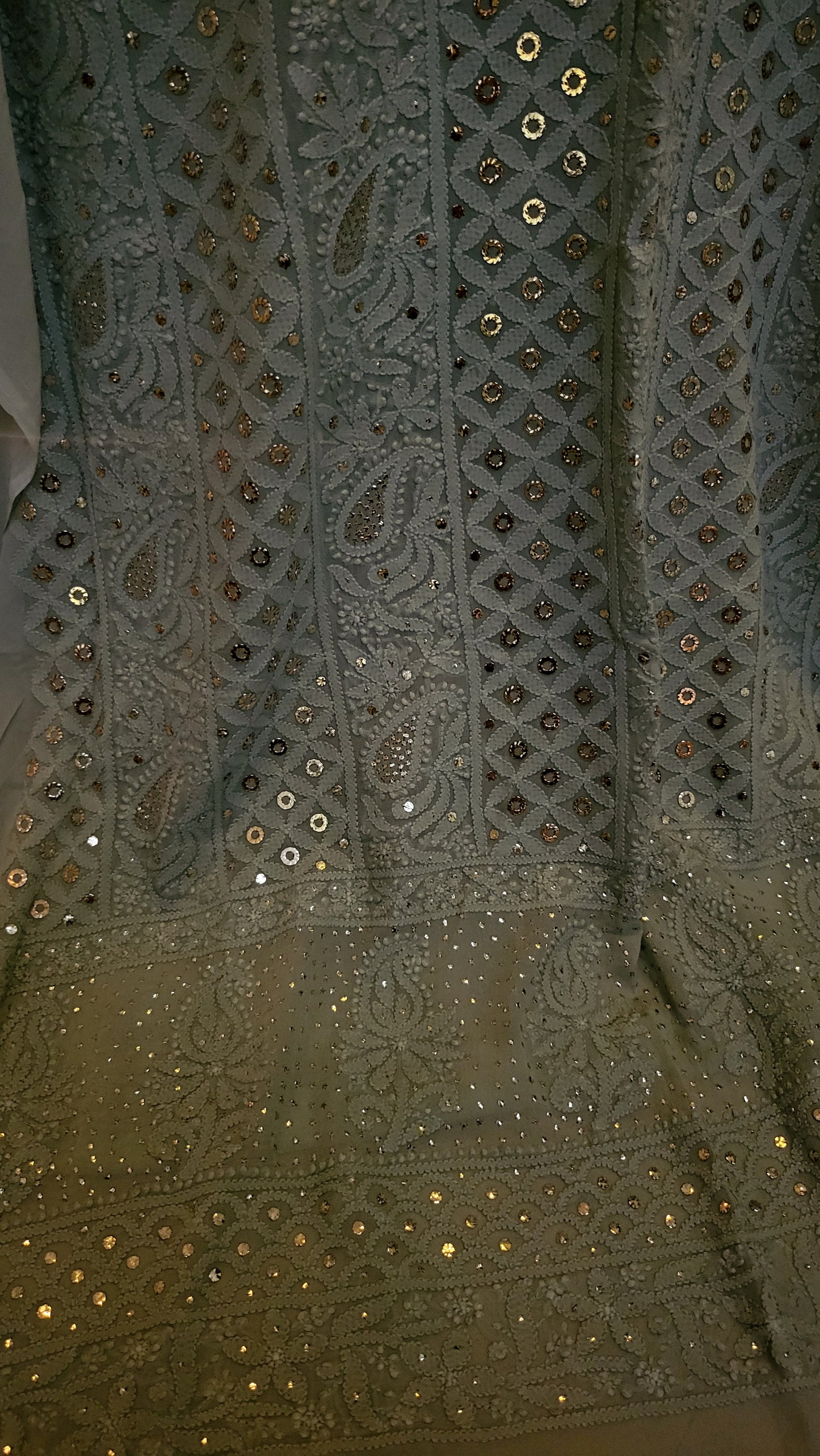 Formal chikankari : suit