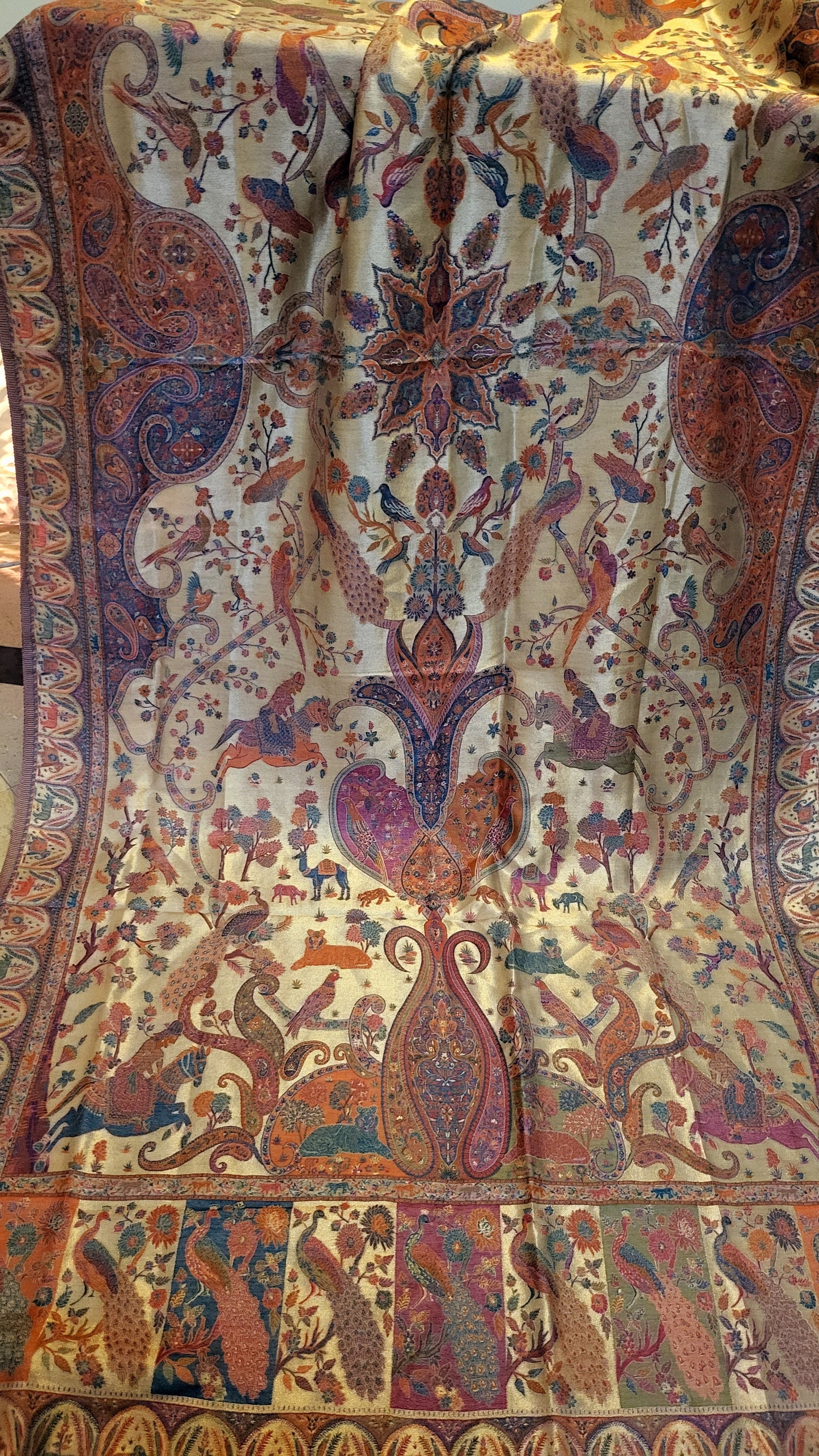 Laila's silk kaani : Dupata