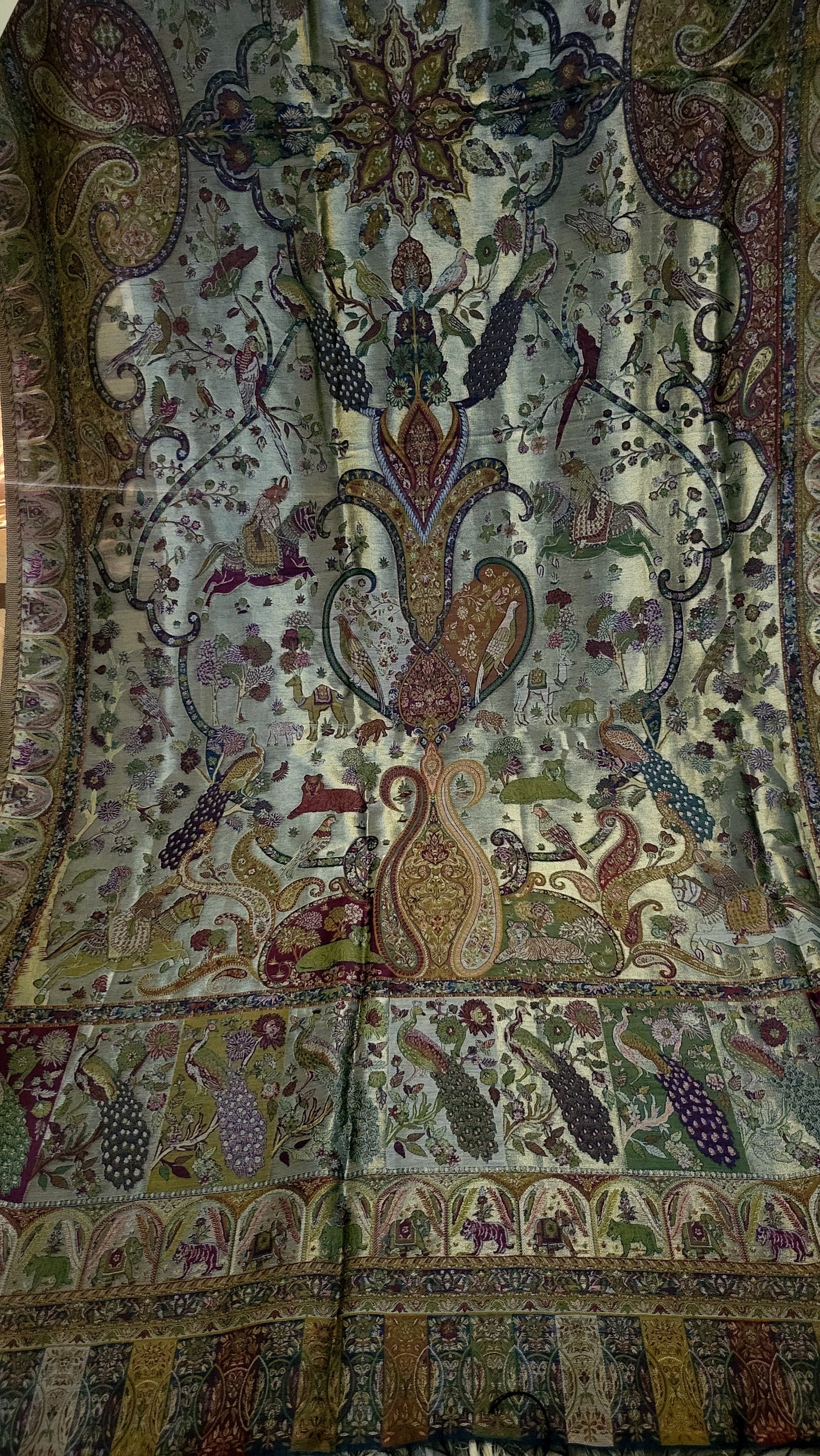 Laila's silk kaani : Dupata