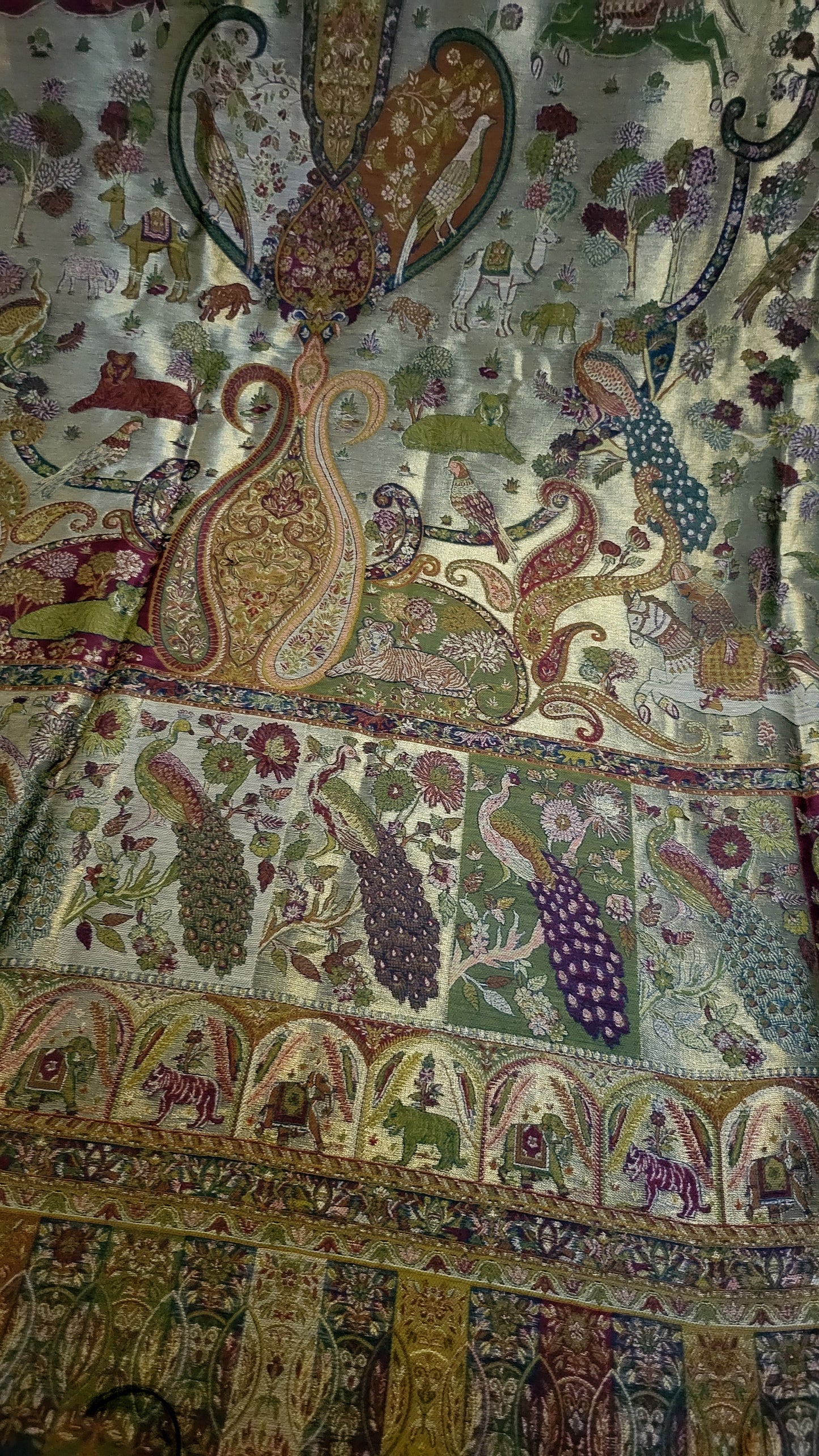 Laila's silk kaani : Dupata