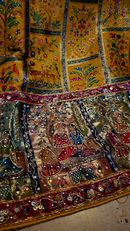 Shikargah Banarsi : Suit