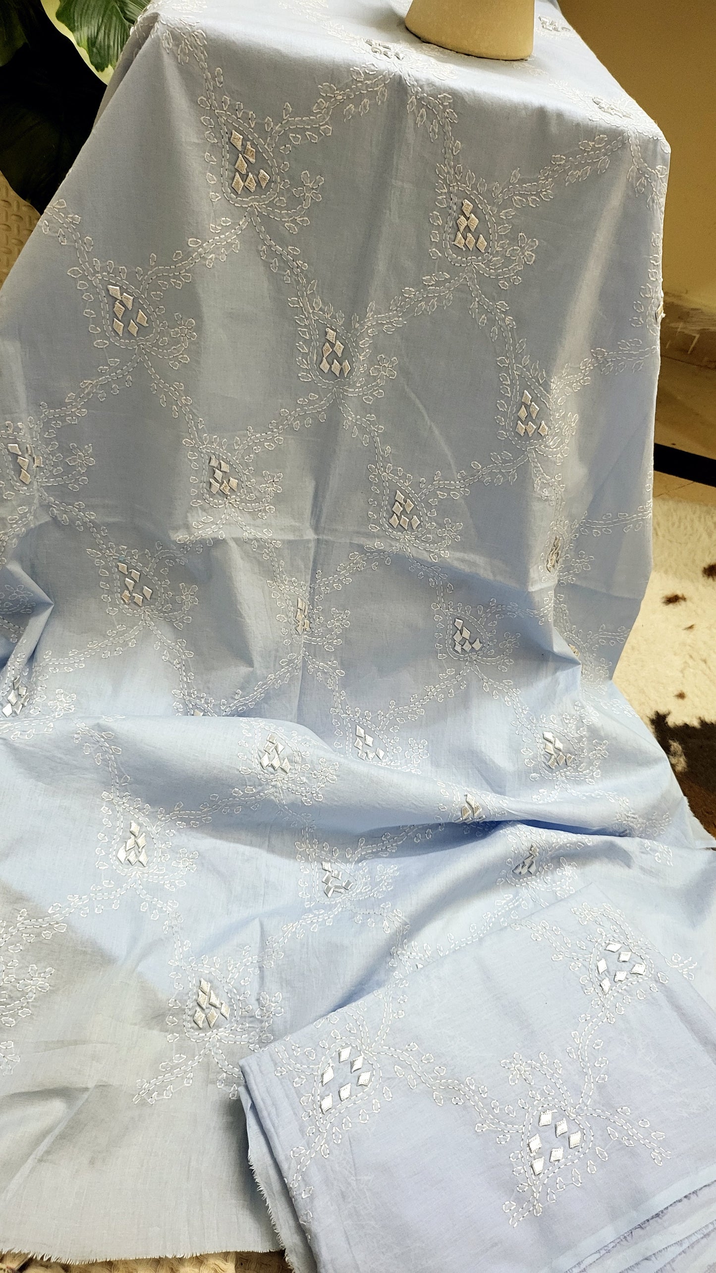 Gota work : Lawn suit