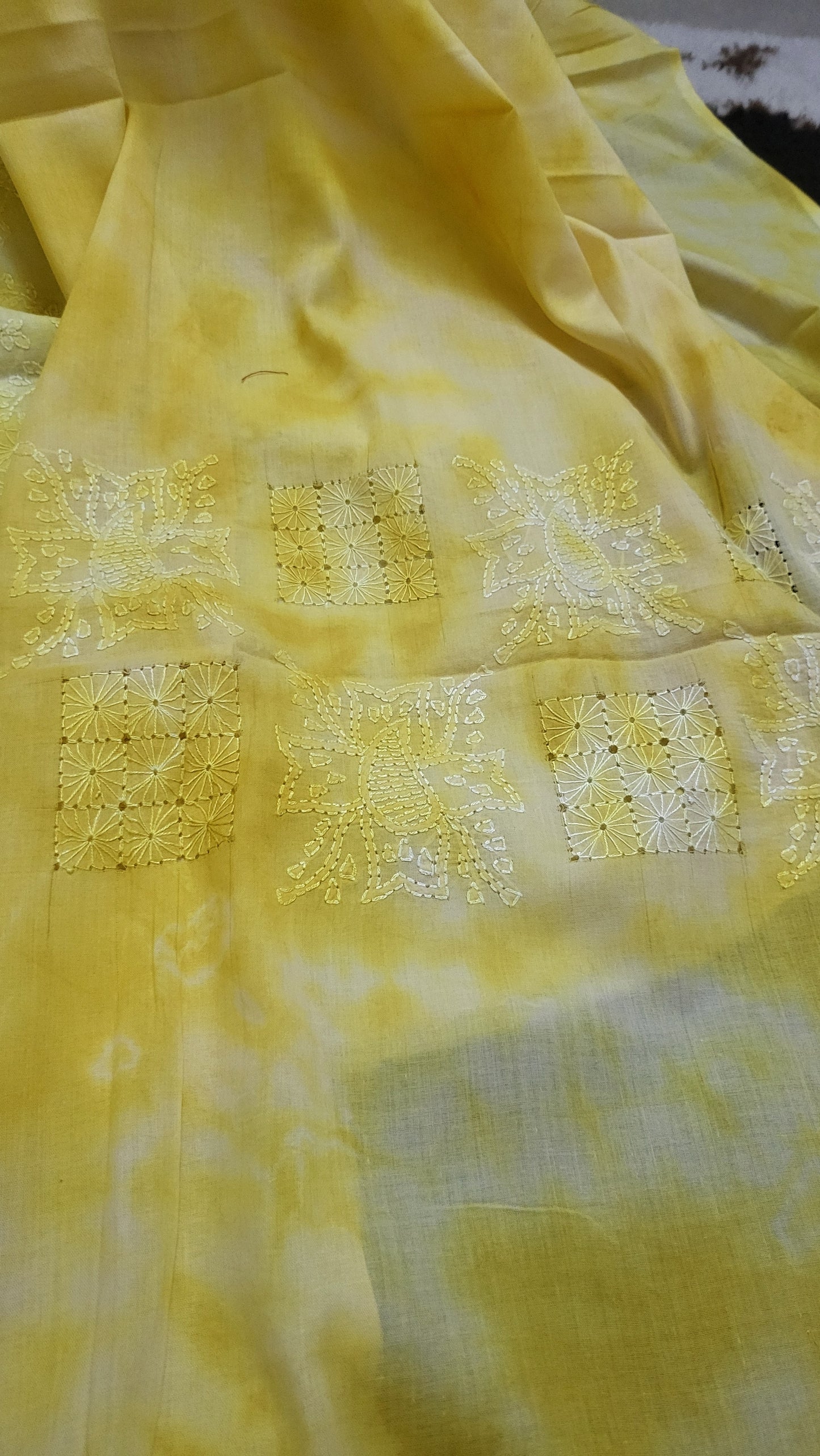 Yellow fellow: Lawn tarkashi suit