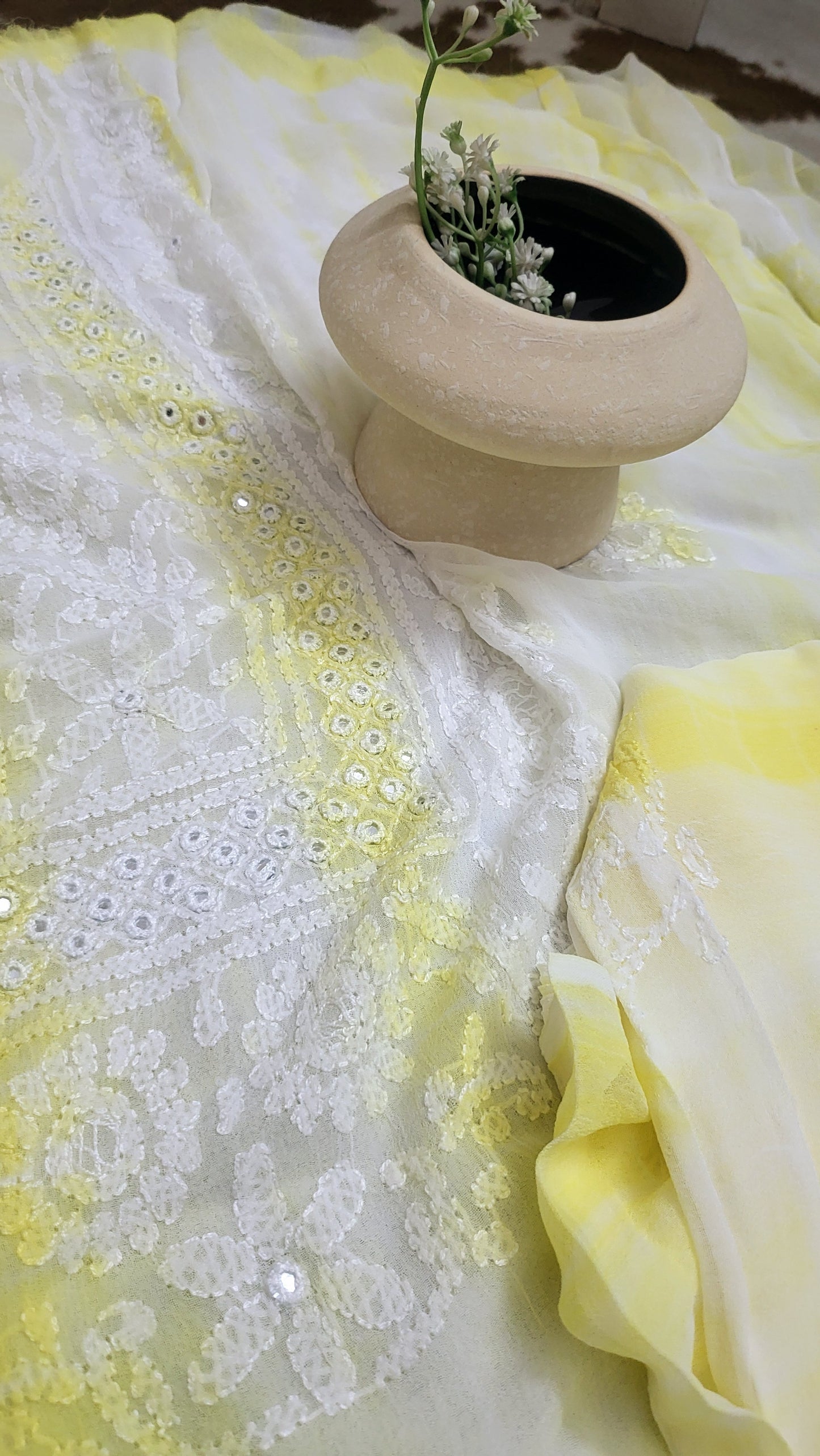 Chifoon edition : Hand Embroidered