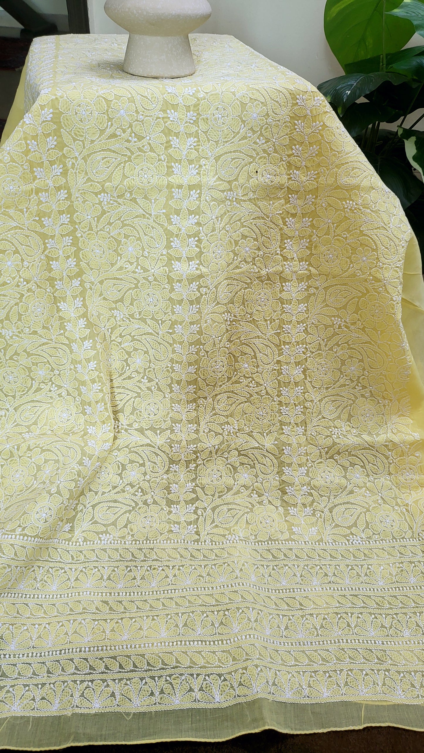 Basic chikankari : Yellow