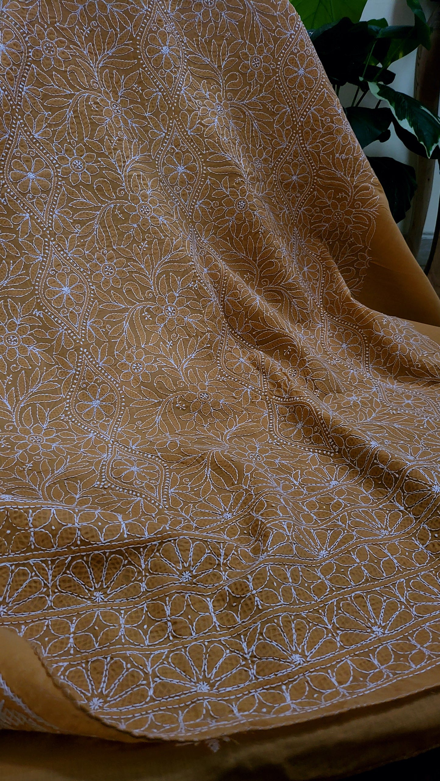 Basic chikankari: Brown