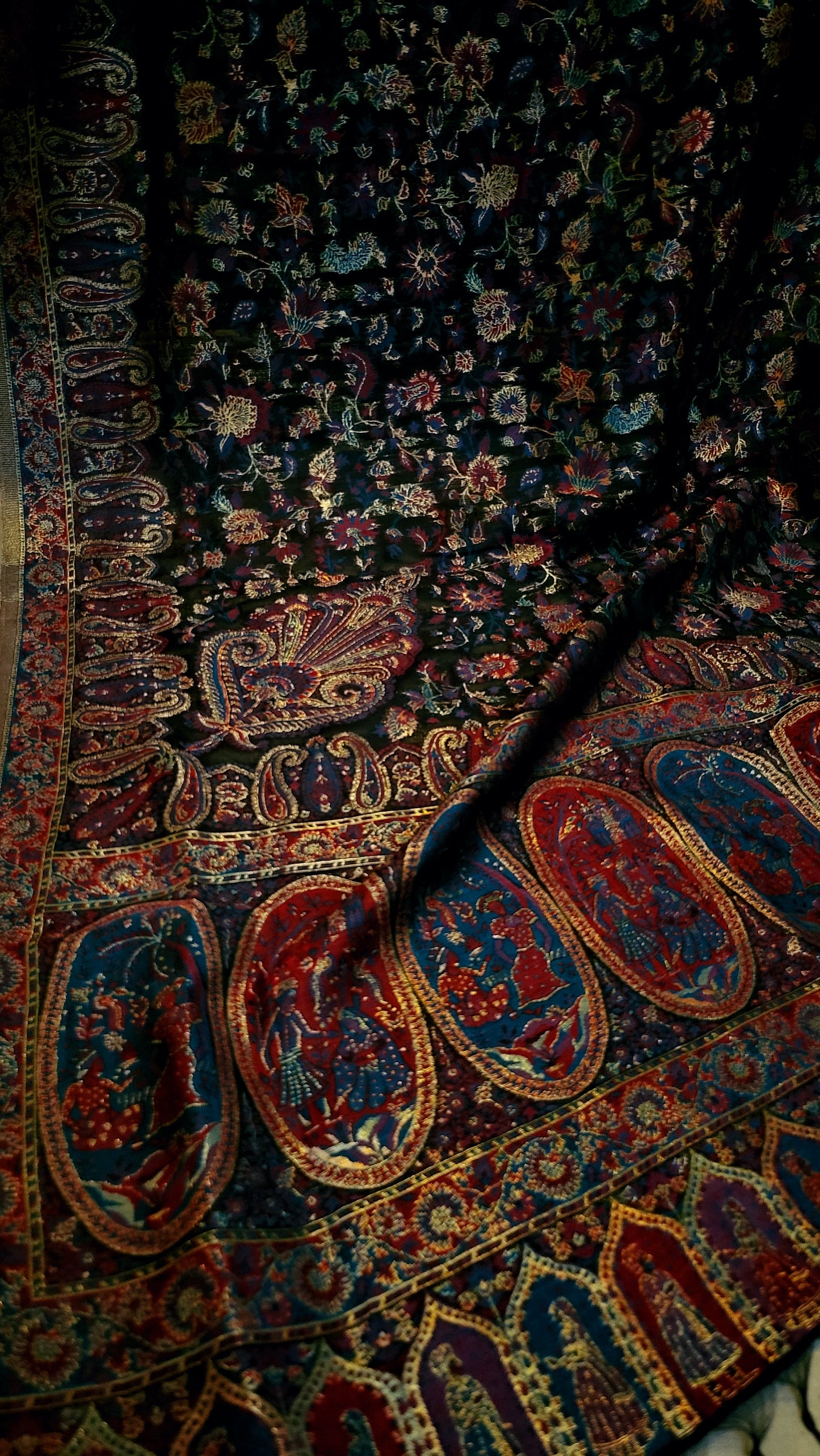 Shikargah : silk kanni shawl