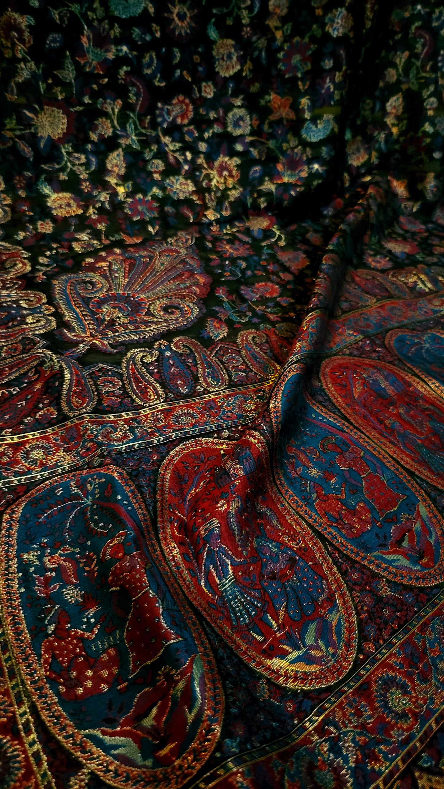 Shikargah : silk kanni shawl