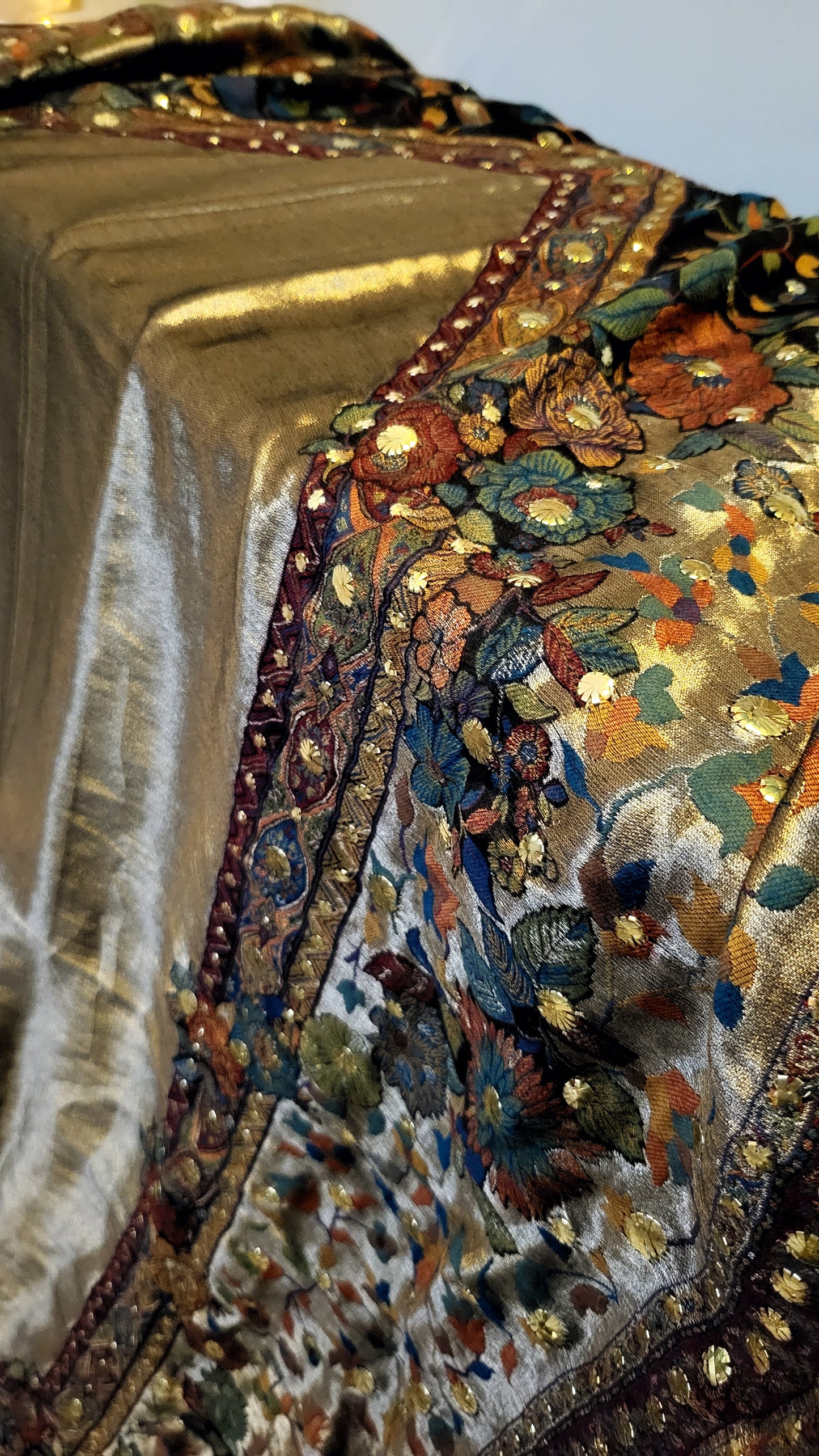 Kamdani silk kaani: Dupata