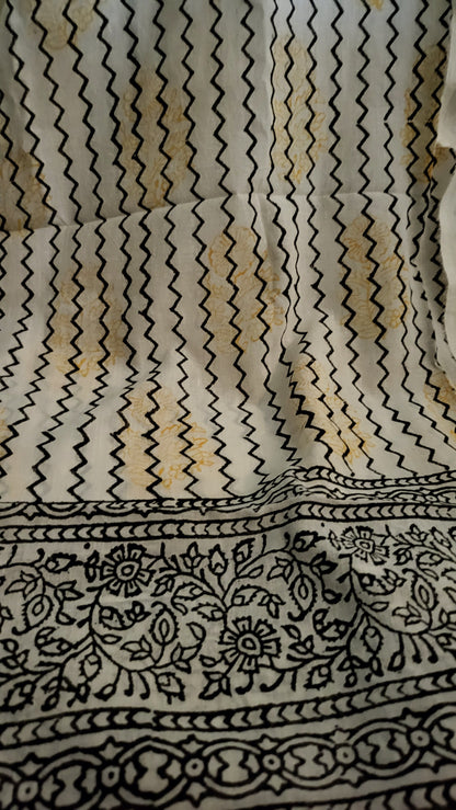 Block printed : suit