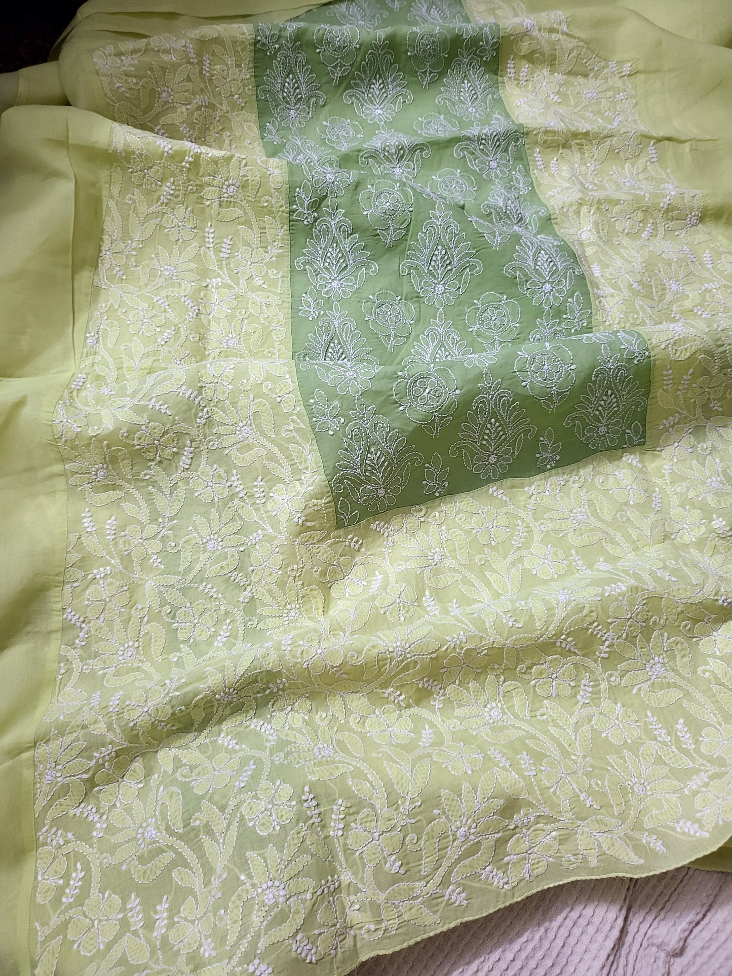Chikankari shirt : Centre panel