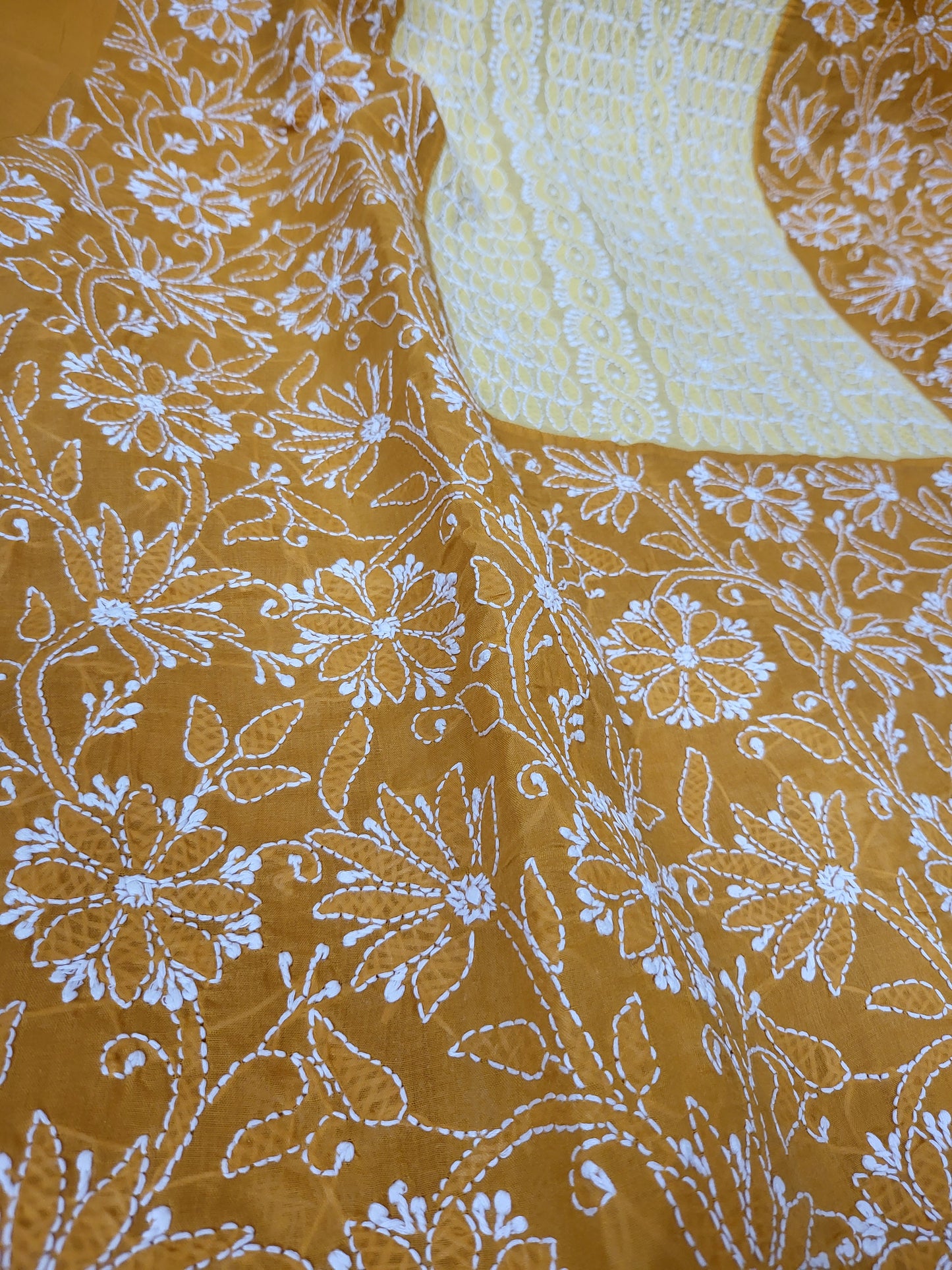 Chikankari shirt : Centre panel