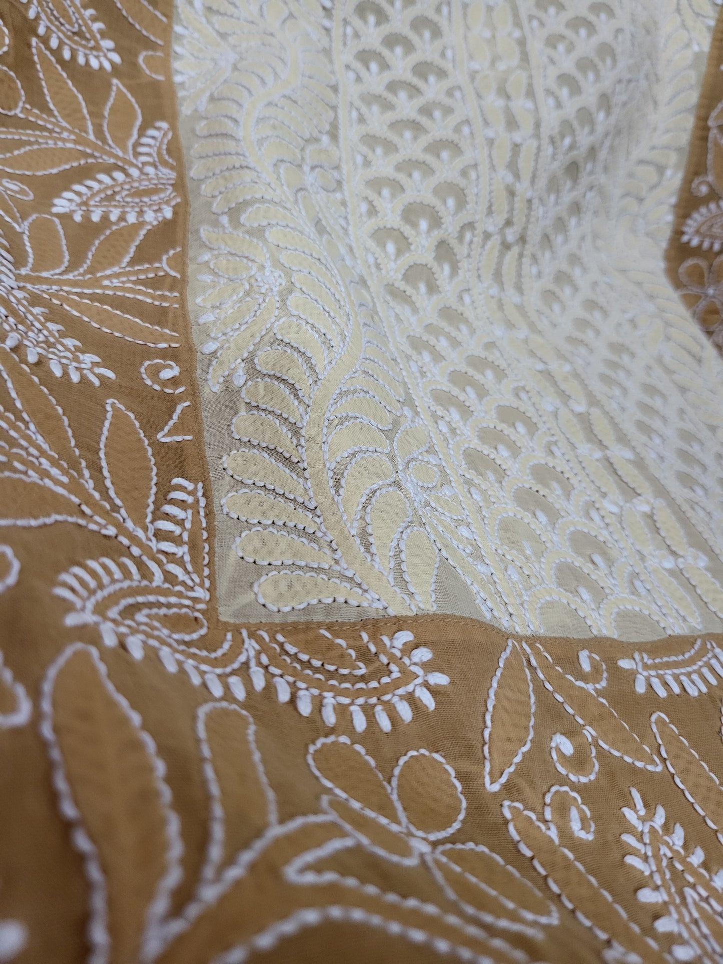Chikankari shirt : Centre panel