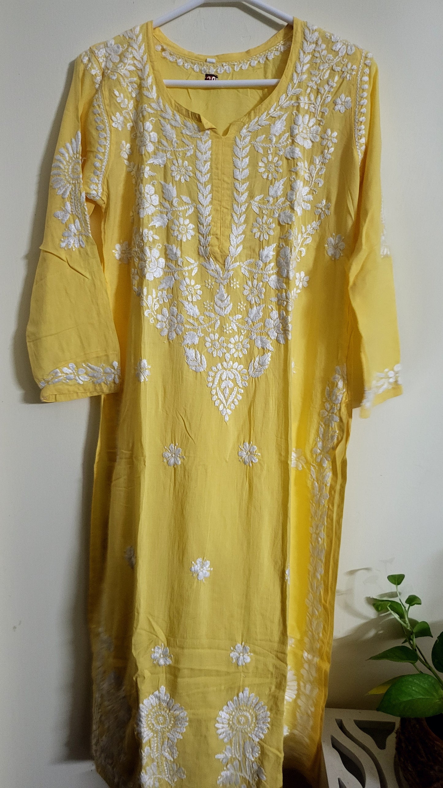 Chikankari shirt : Arabic lawn