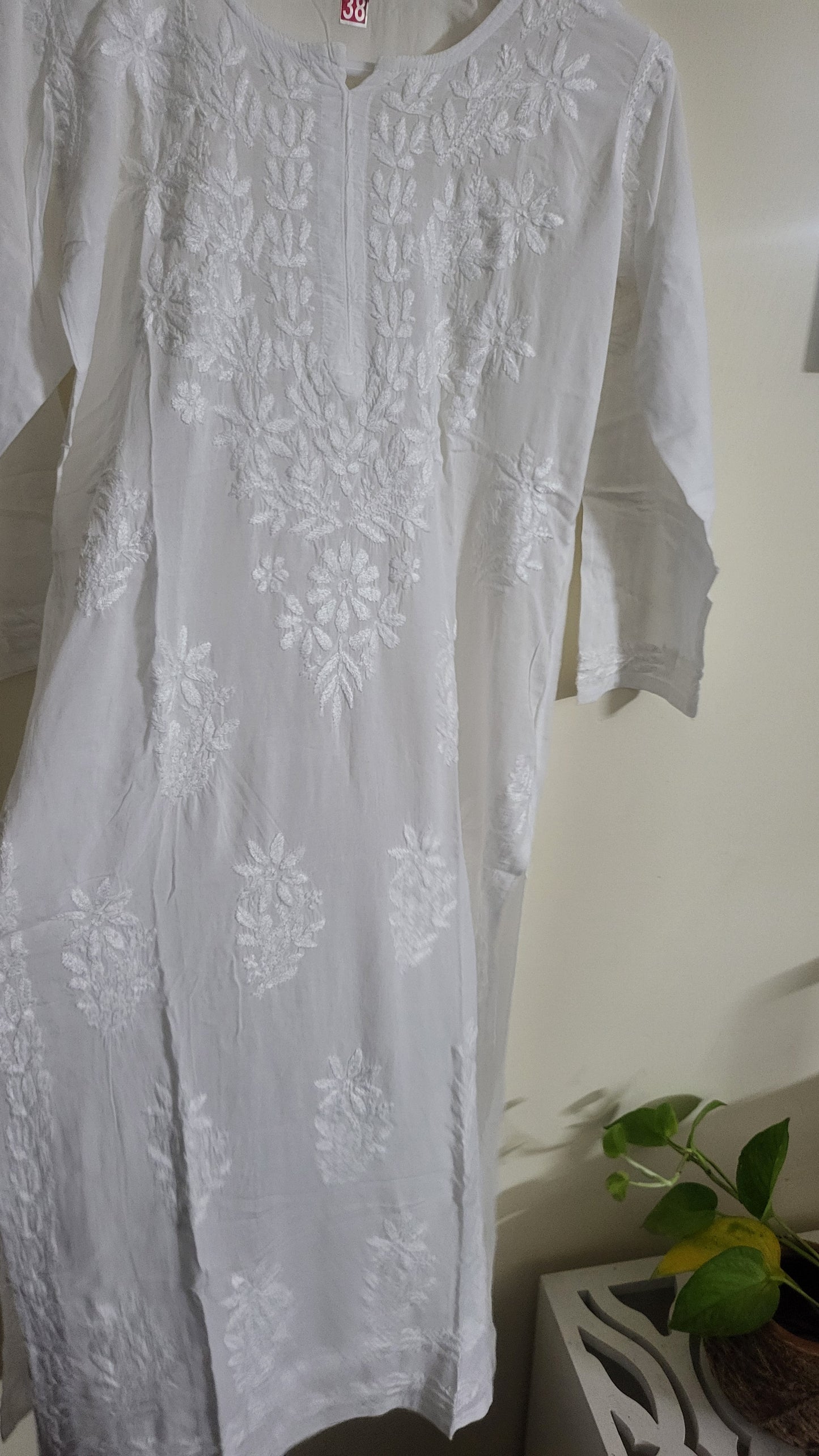 Chikankari shirt : Arabic lawn