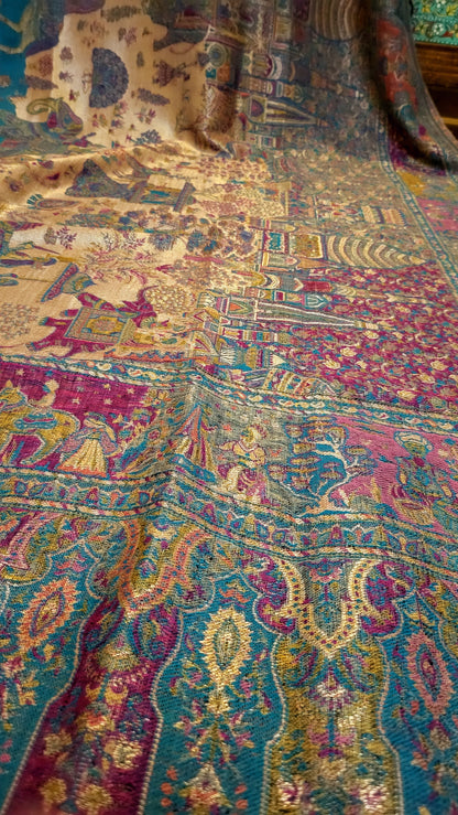 Reversible Shikargah: Toosh shawl