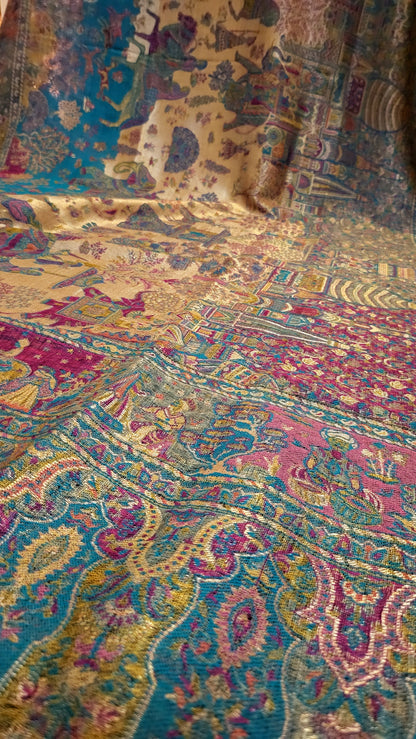 Reversible Shikargah: Toosh shawl