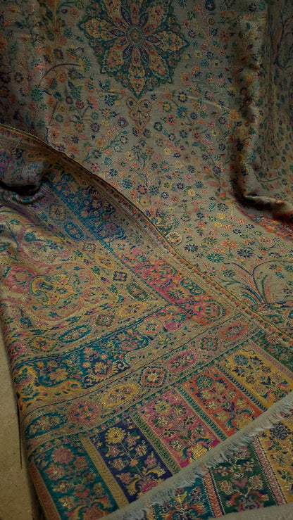 Reversible Toosh : Shawl