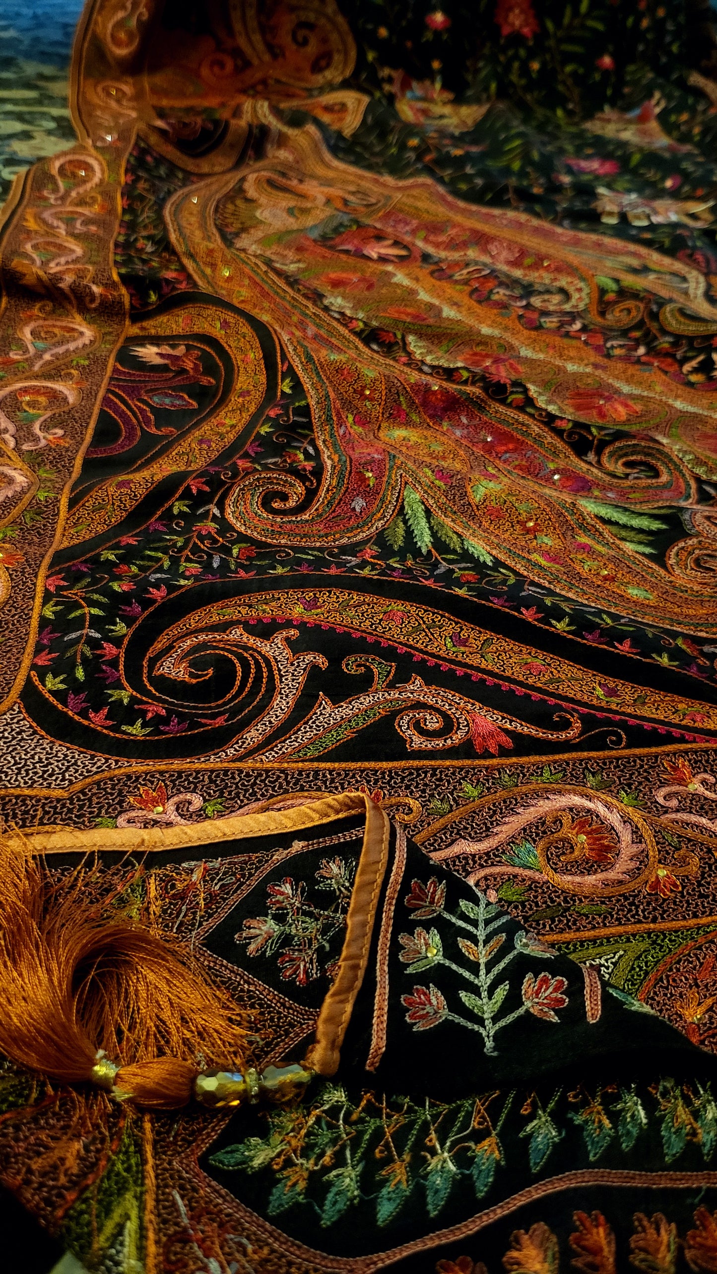 Luxury shawl : Silk kalamkar shawl