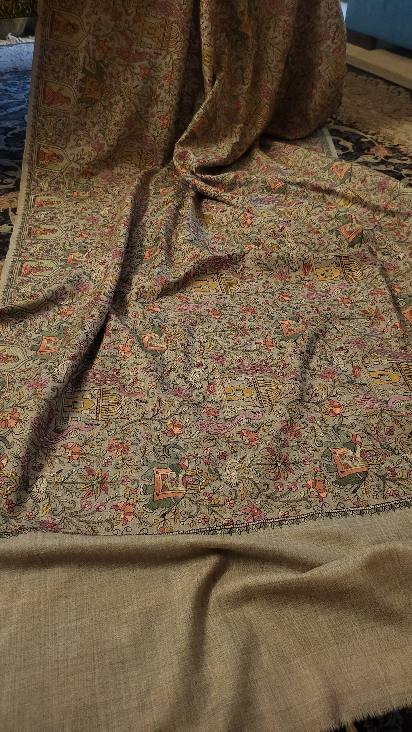 Shikargah Jama shawl : Pure pashmina