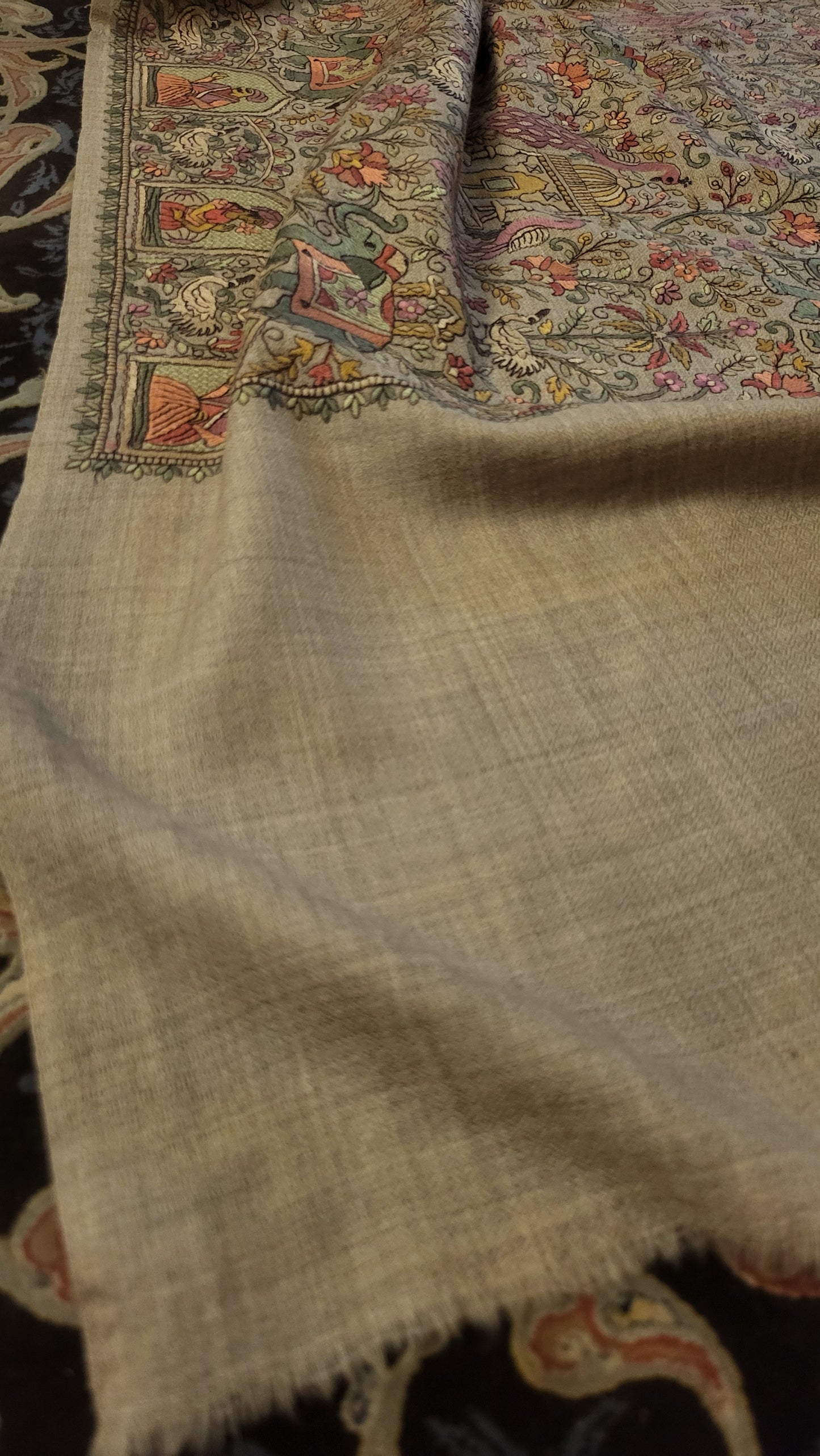 Shikargah Jama shawl : Pure pashmina