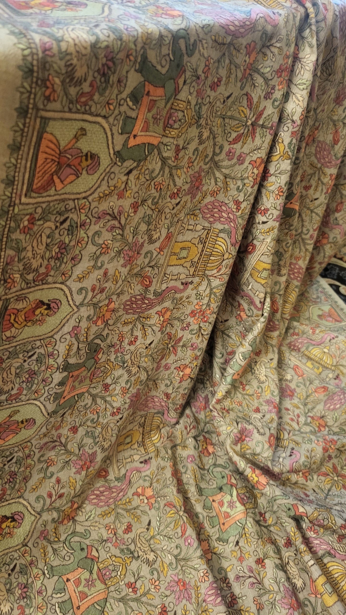 Shikargah Jama shawl : Pure pashmina