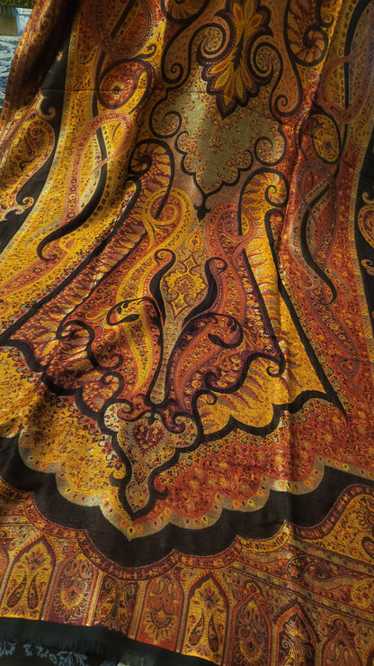 Royal Moonlight kaani: Reversible shawl