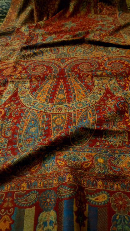 Reversible persian kaani : shawl